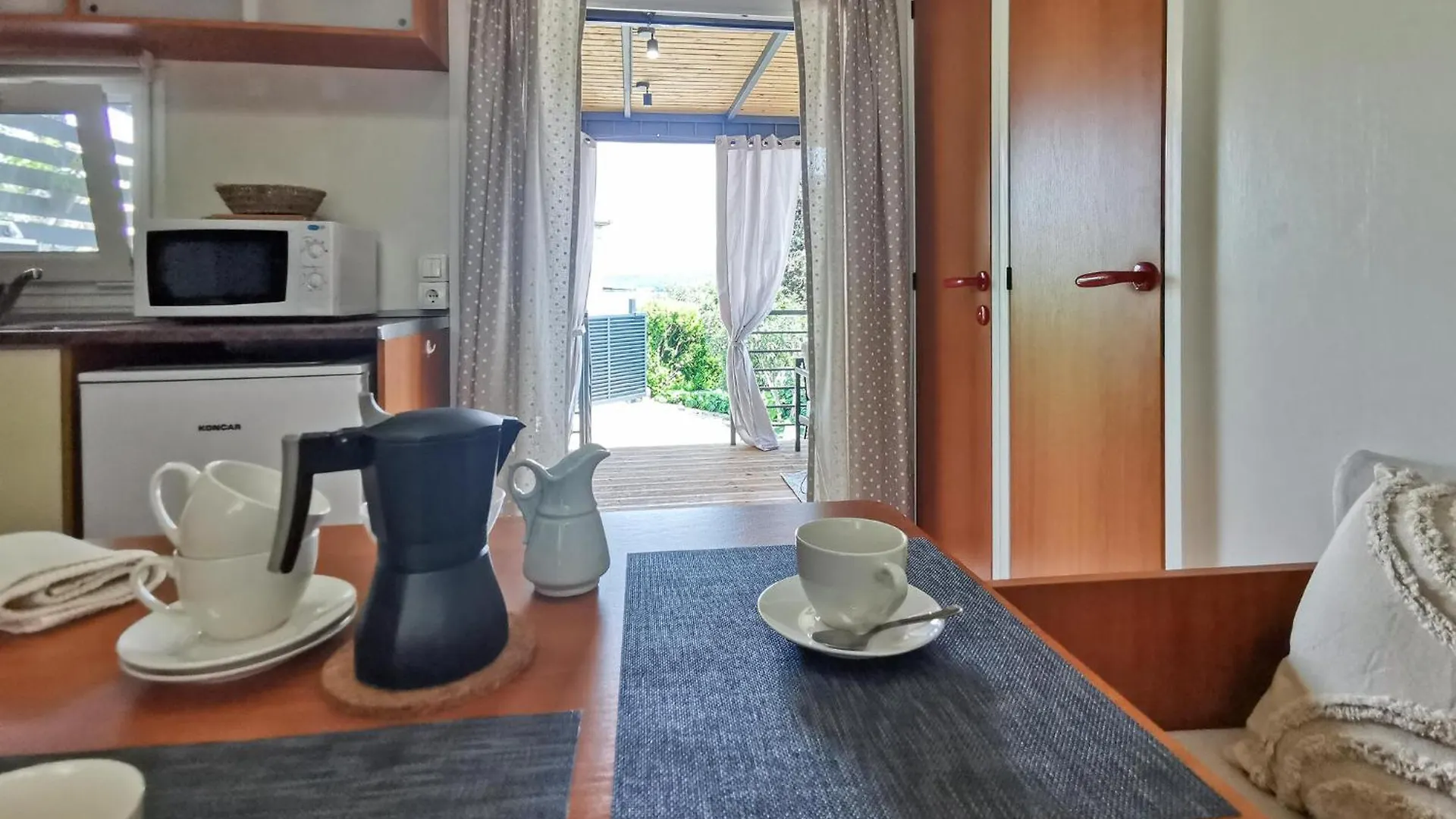 Nice Home In Vantacici With Kitchen